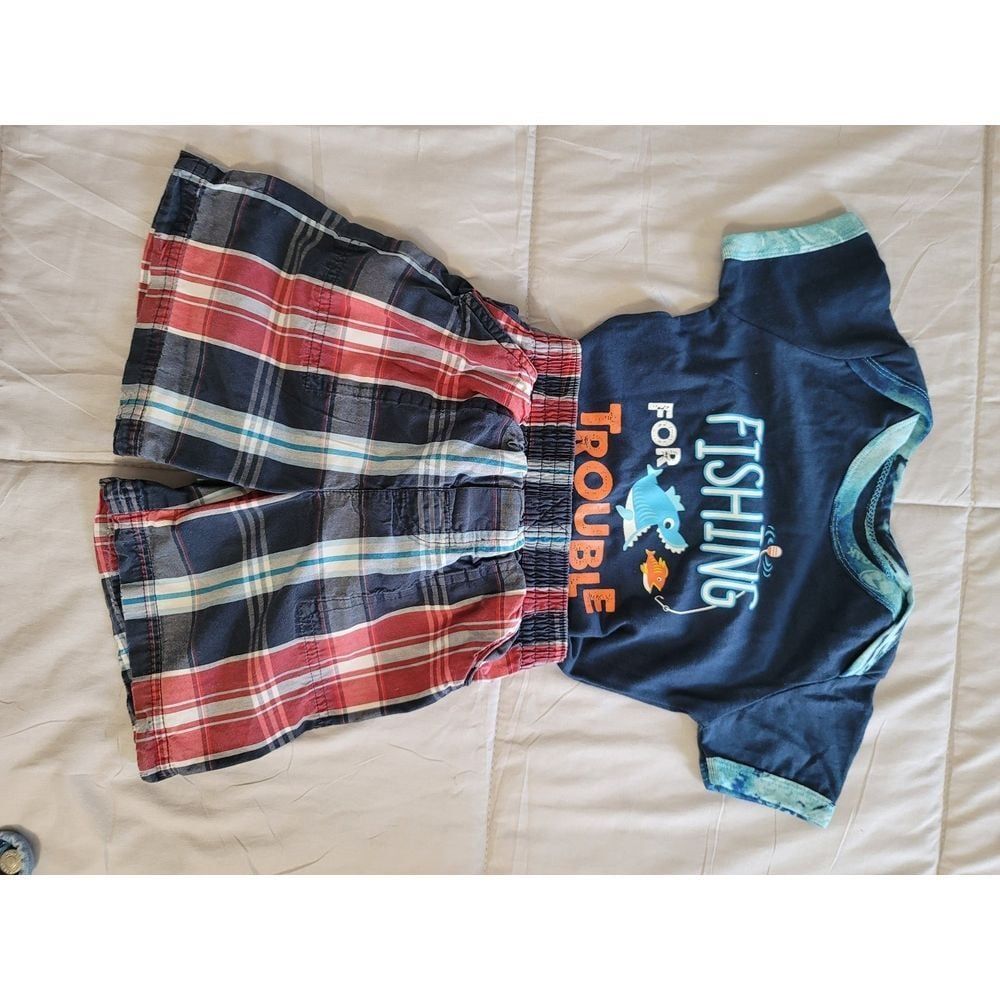 Mossy Oak‎ Onesie and Granimals shorts size 24 months